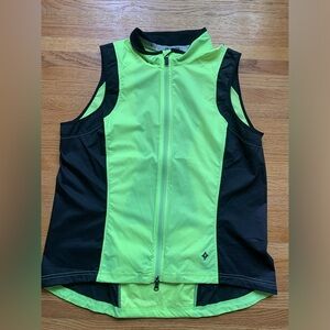 Specialized Women's Deflect Vest Size Large Waterproof HyperViz Green Cycling